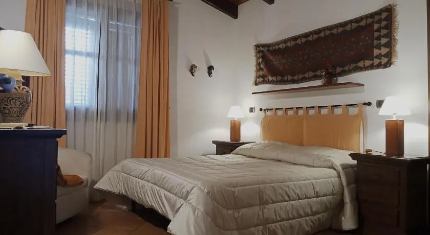Villa Amalia - mansarda B&B - Image 1