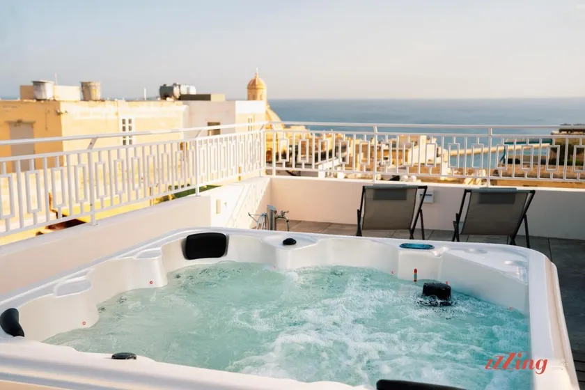Avalon Boutique Hotel Valletta - Image 1