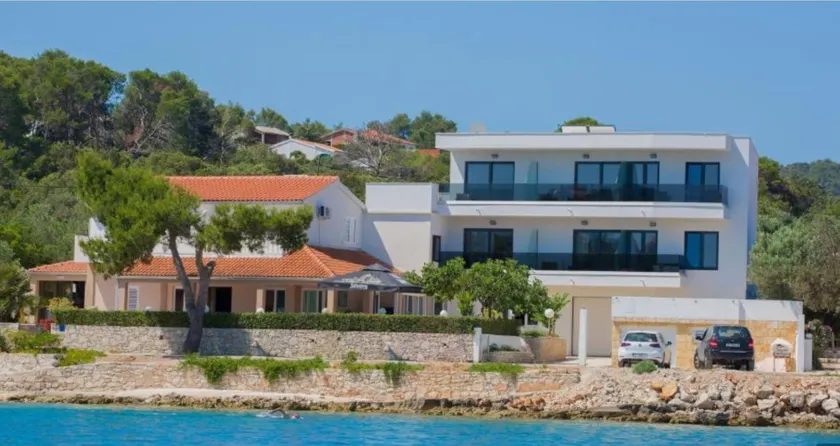 Hotel Paradise Punta - Image 1
