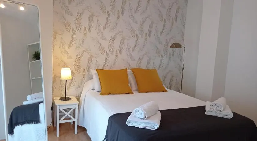 Apartamentos Centro Malaga - Image 1