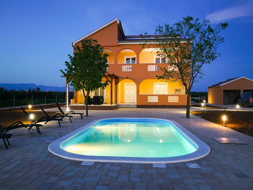 Holiday Home in Prkos with Private Pool - Image 1