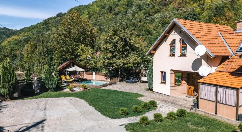 Lodge Zeleni svet - Image 1