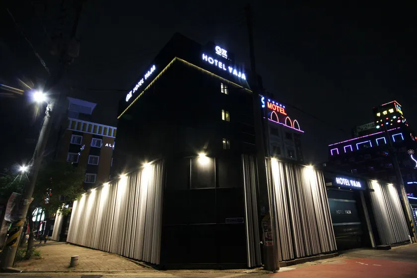 Hotel YAJA Gwangju Hanam branch - Image 1