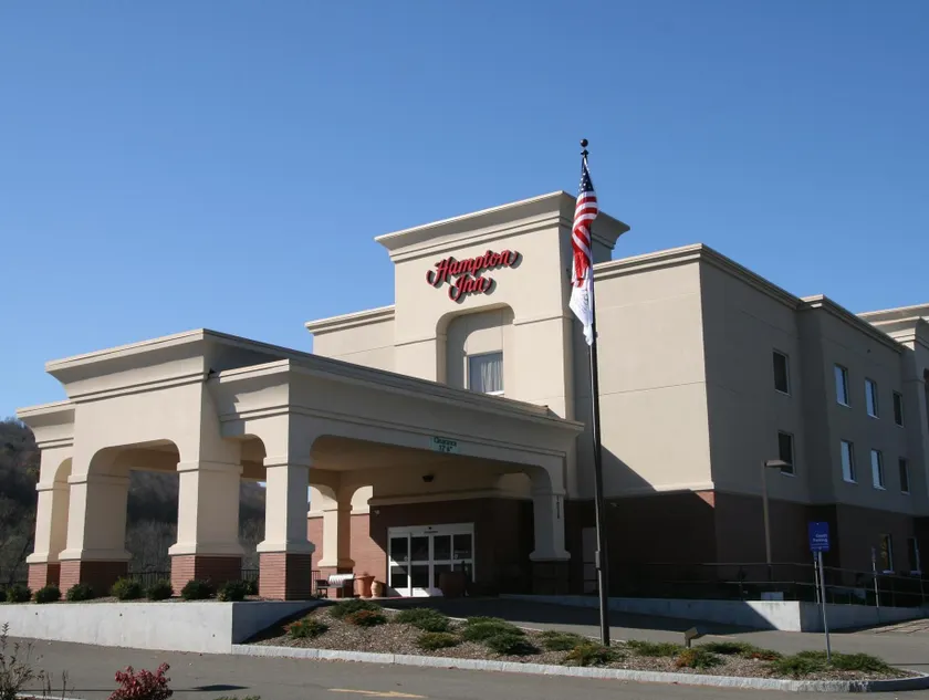 Hampton Inn Owego - Image 1