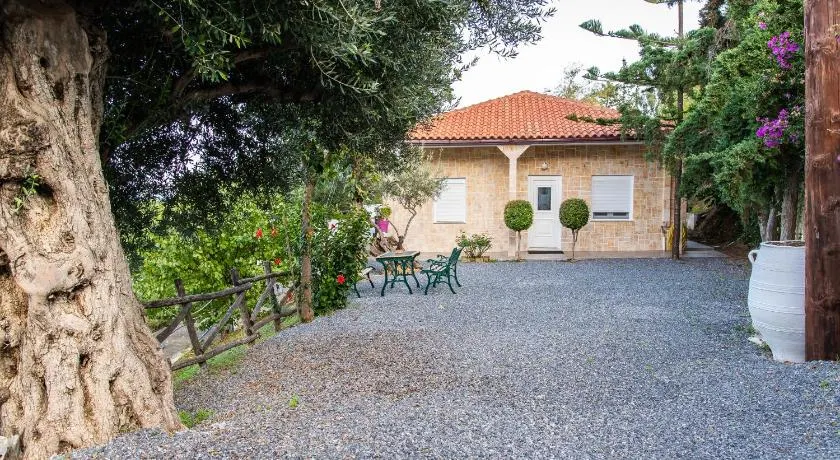 Chic & Spacious House in Rodia Heraklion - Image 1