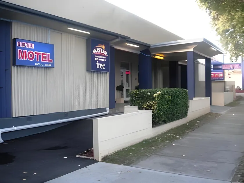 Clifton Motel - Image 1