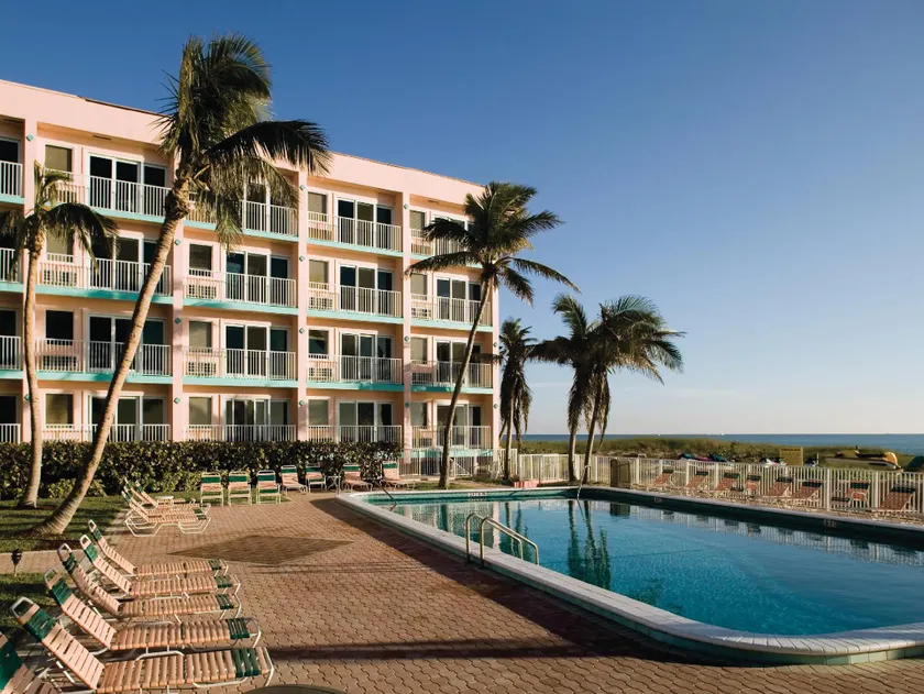 Club Wyndham Sea Gardens - Image 1