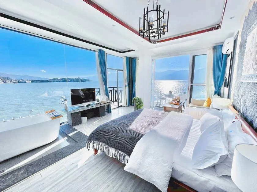 Danzhou Haiwang Palace Seaview Design Homestay (Haihua Island Branch) - Image 1