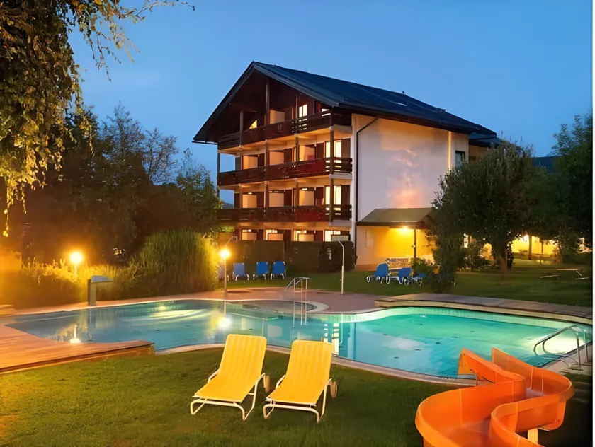 Finkensteiner Hof - Image 1