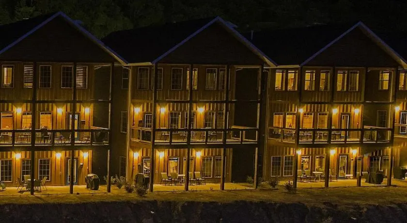 Keweenaw Waters Resort - Image 1