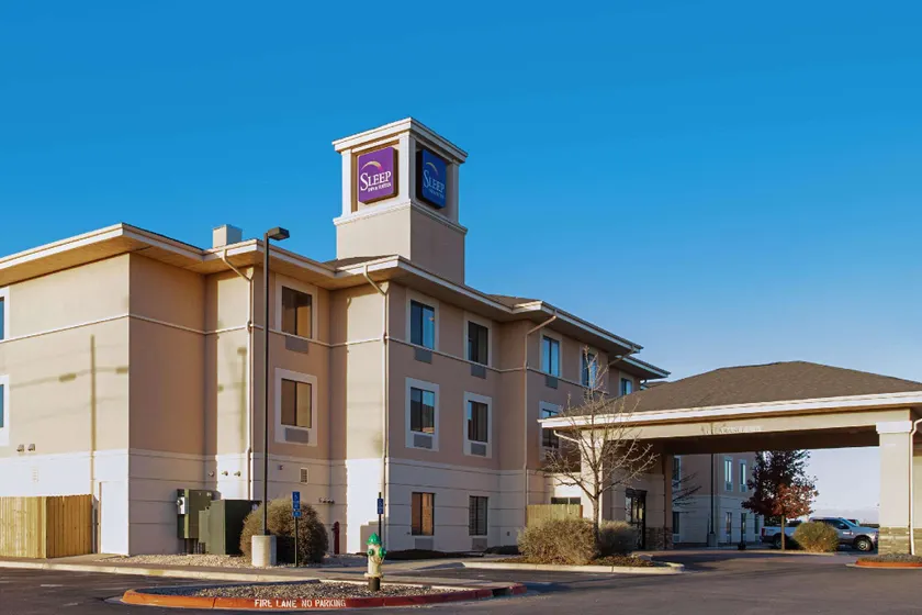 Sleep Inn & Suites Hobbs - Image 1
