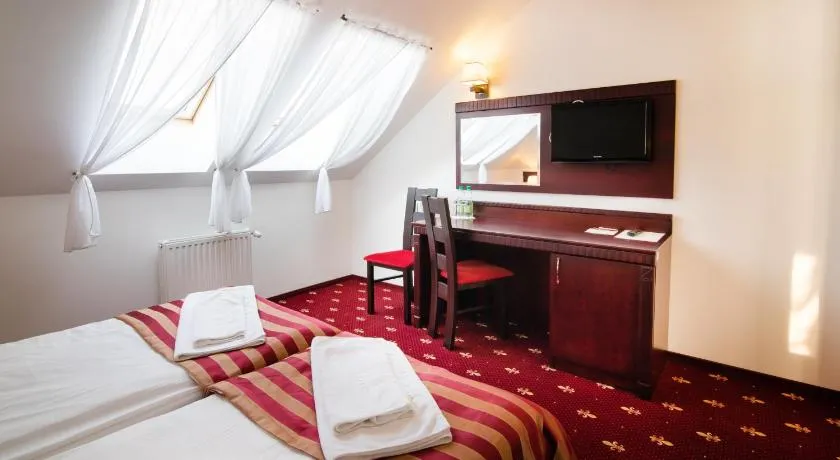 Hotel Platinum Hrubieszów - Image 1