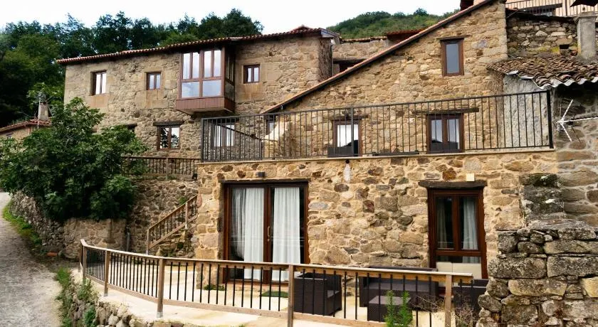Ecolagar O Barqueiro - Image 1
