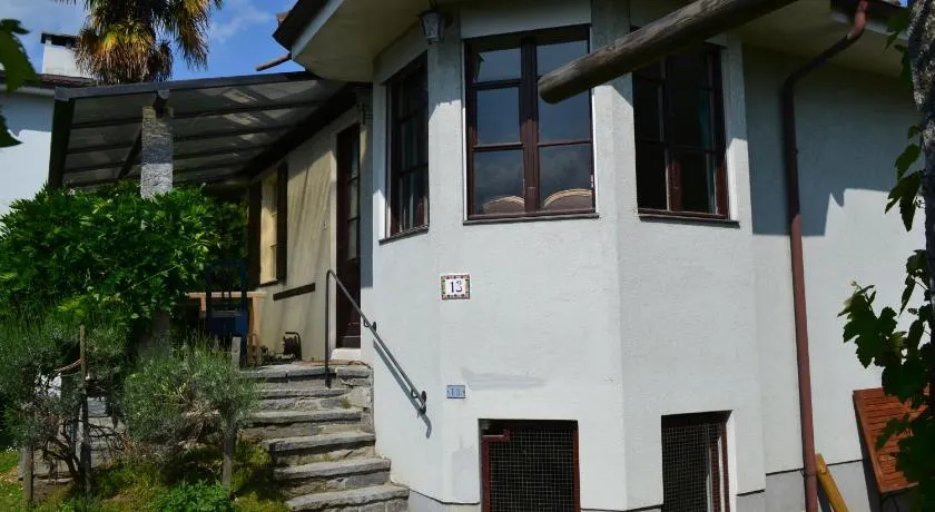 Ferienhaus mit Garten in CH 6616 Losone Tessin Casa Sabina - Image 1