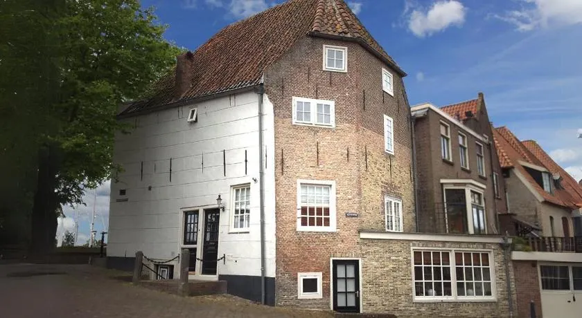 Torenhuis Medemblik - Image 1