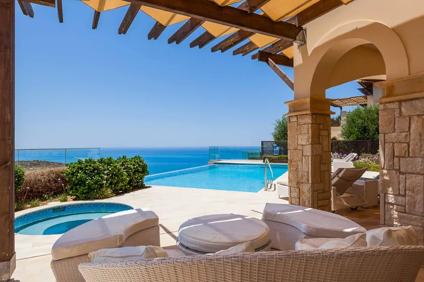 Aphrodite Hills Mythos Collection AV21 - Image 1