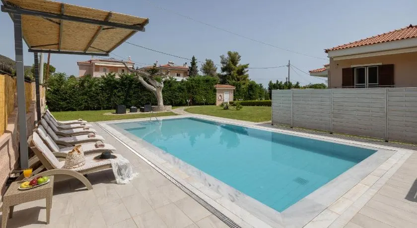 Apanemi Villa-Private Pool - Image 1