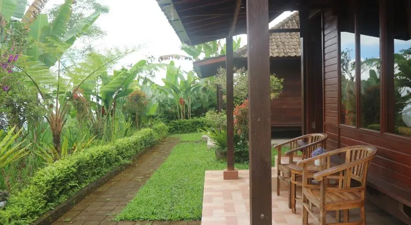 Pondok Kayu Pathavi - Image 1