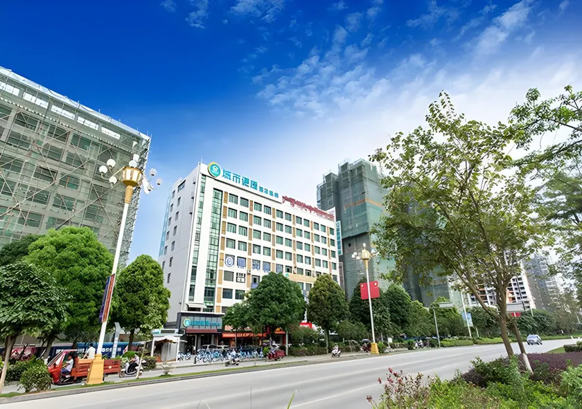 City Comfort Inn Chongzuo Youyi Avenue - Image 1