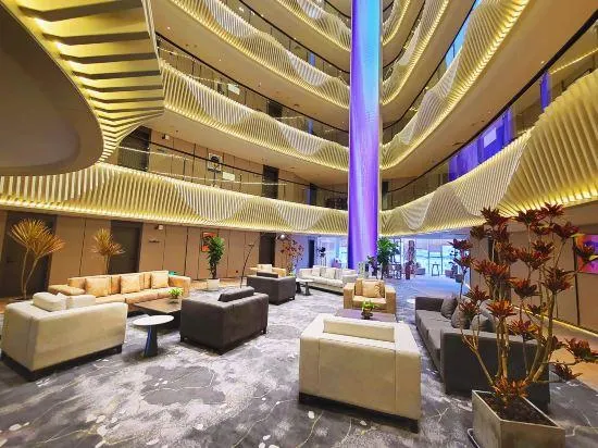 Jinghu Hotel - Image 1