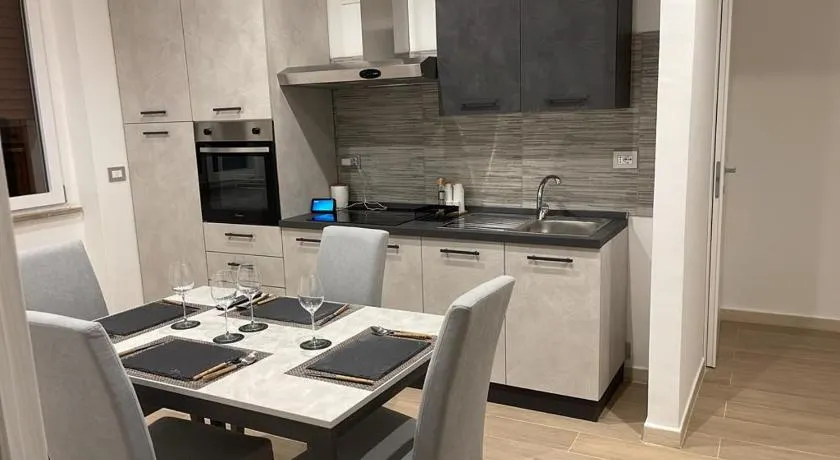 SUITE LUXURY MANFREDI - Centro - Image 1