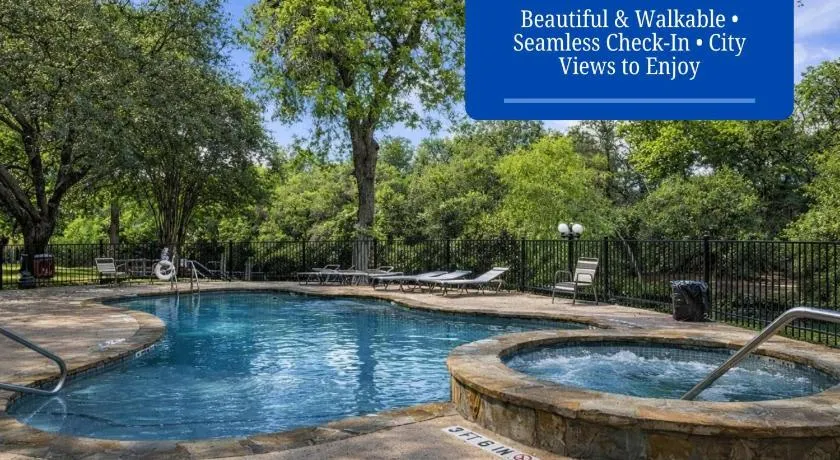 Shared Hot Tub & Pool Grill River Access - Image 1