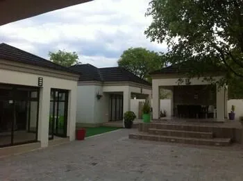 Lediba Guest lodge - Image 1