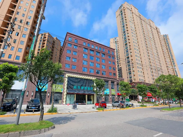 City Comfort Inn Jingzhou Development Zone Liaoyuan Road - Image 1