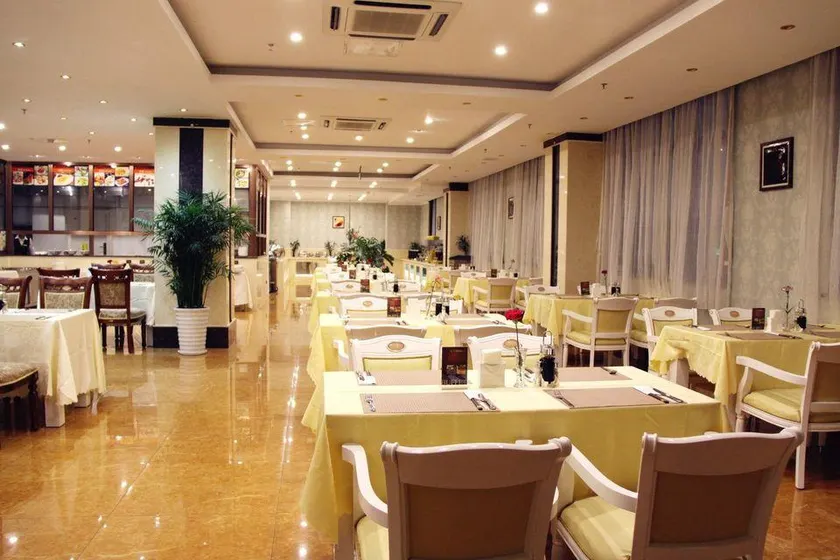 Jiatai Hotel - Image 1