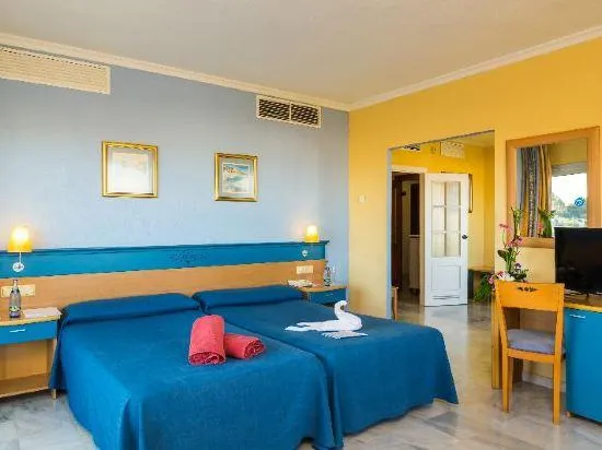 Hotel Faranda Express Pathos Gijón - Image 1