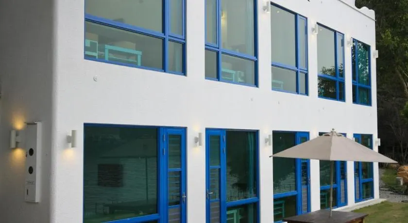 Sun Fog Hotel - Image 1
