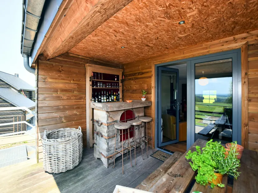 Green Hillside Apartment-Petit Wilogne - Image 1