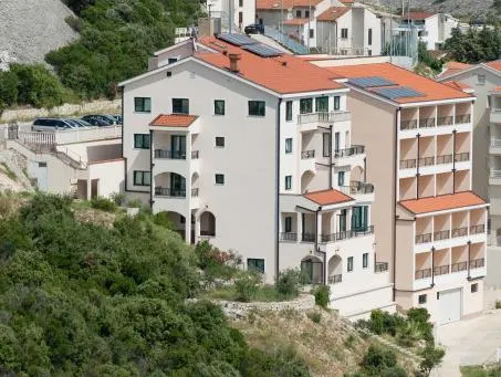 Hotel Adria - Image 1