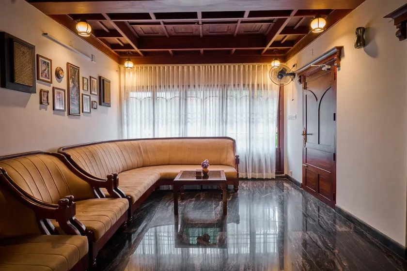 Anjaneyam 4BHK Heritage Villa I Near Marine Drive - Image 1
