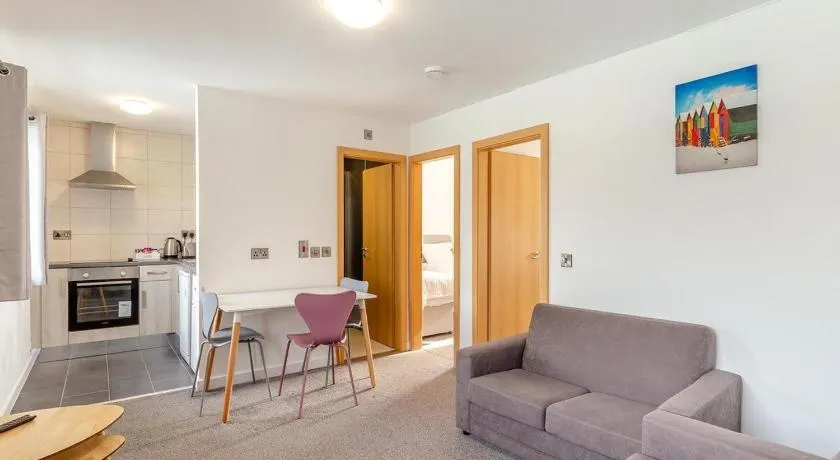Apartment with Access to Pool Spa & Soft play - Image 1