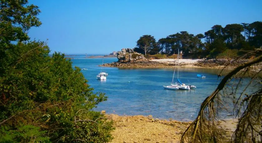 ROSCOFF SANTEC  Bretagne Mer 600m des Plages GR Batz - Image 1