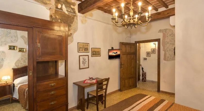 Due Borghi Guest House - Image 1