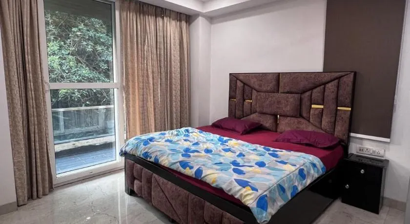 Urban 3bhk luxurious Apartment with Balcony relaxing vibe - Image 1