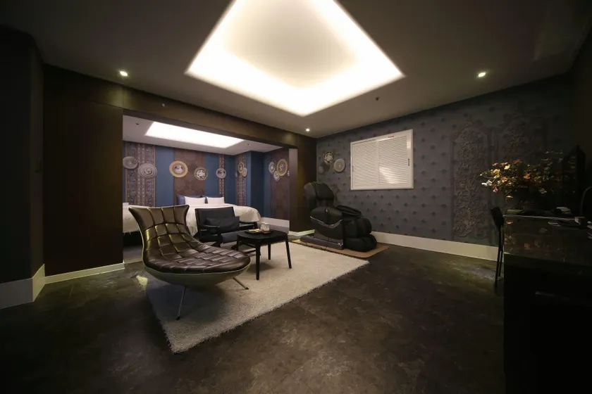 Daejeon Yuseong Drama Hotel - Image 1