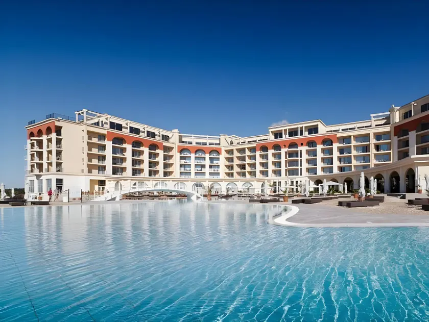 Lighthouse Golf & Spa Hotel - Mineral Pools, Premium All Inclusive, SPA & Beach Access, Free Parking - Image 1
