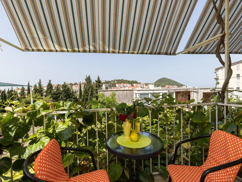 Guest House Bradas - Image 1