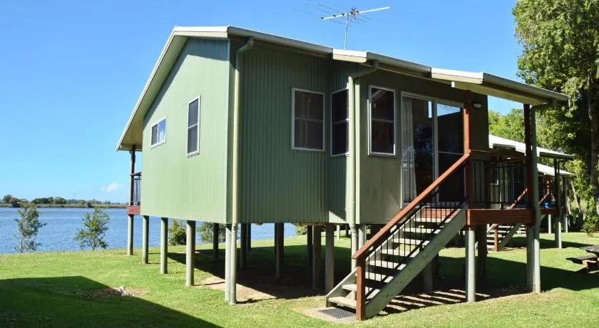 Coast and Country Cabin 3 - Image 1