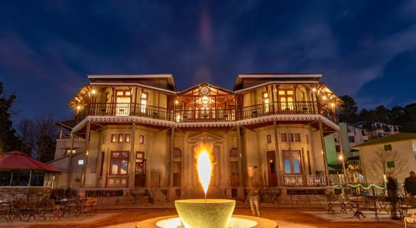 Cecil by Pearl Continental - Image 1