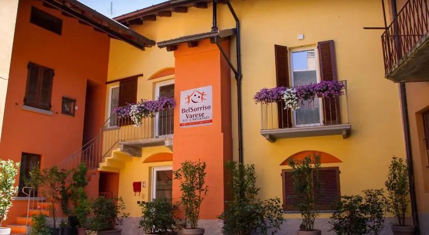 BelSorrisoVarese - Boutique Hotel & Residence - Private Parking -Reservation Required- - Image 1