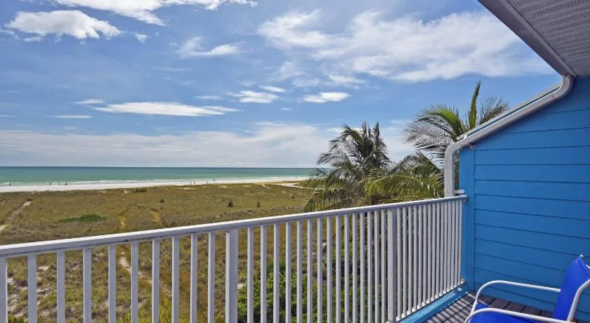 *** FULLY UPDATED *** On the Beach, Walk to Village, Watch the Sunsets from Balcony - Image 1
