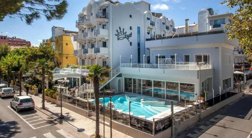 Royal Boutique Hotel - Image 1