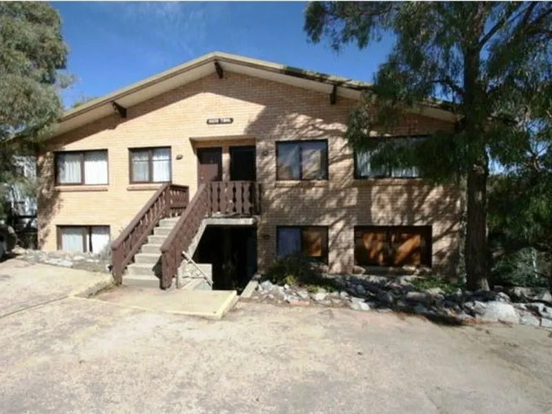 Haus Tirol 4 Holiday Apartment - Image 1