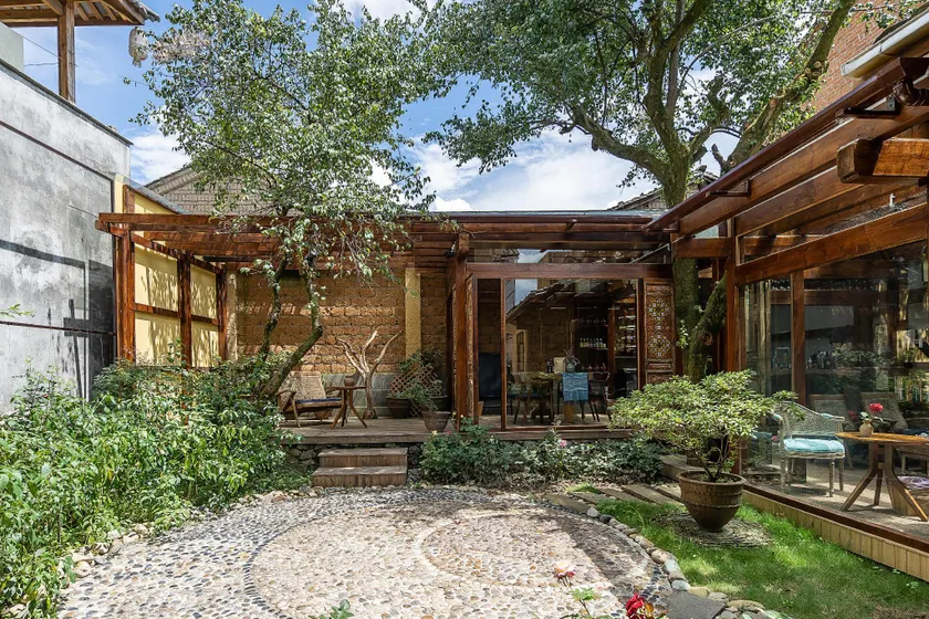 Fairyland Boutique Cottage - Image 1