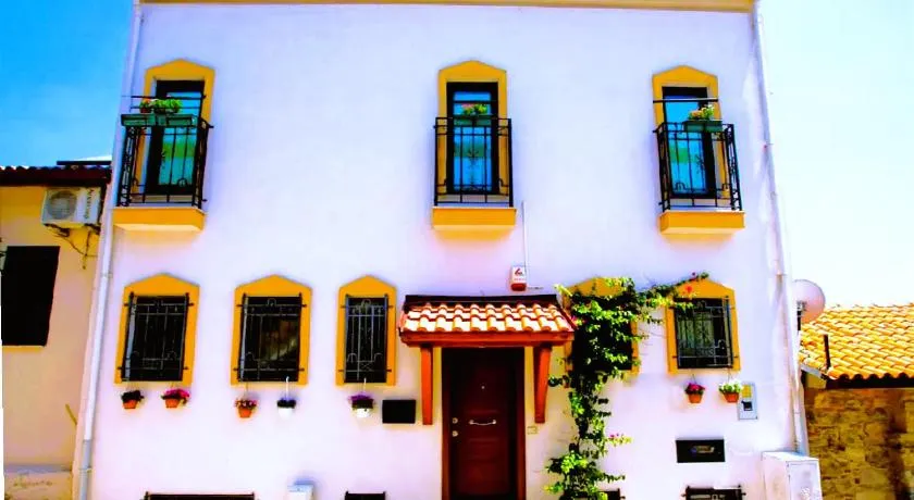 Kasbah Shirin - Image 1