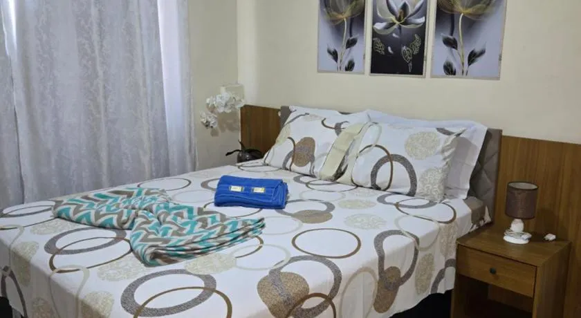 Quartos Em Casa In Caxias da Paraíso - Image 1